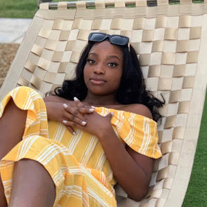 Meet your Posher, Gabrielle